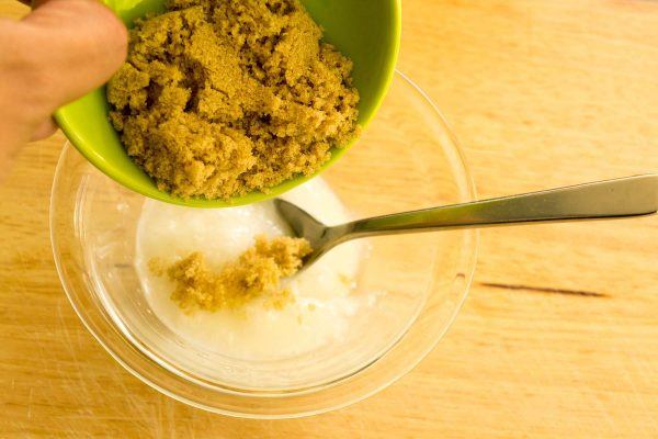 Homemade Cinnamon Sugar Scrub To Prepare Your Skin For Winter