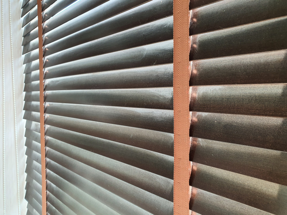 Dirty venetian blind