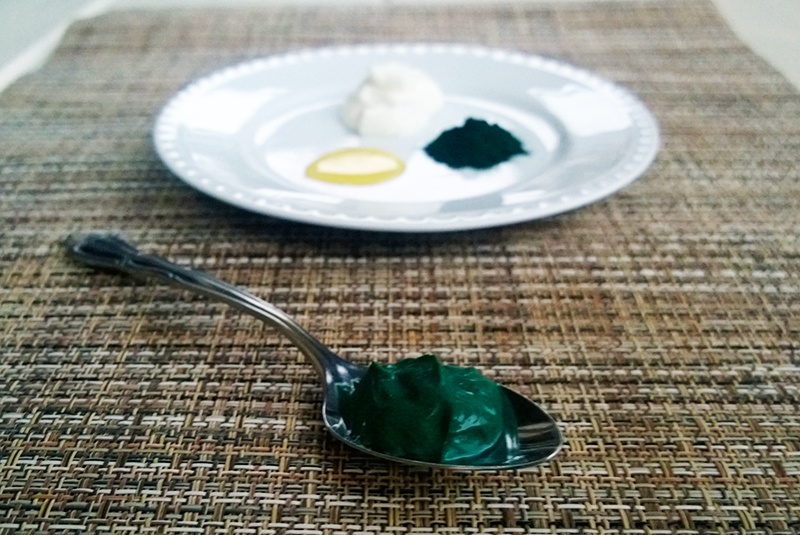 Superfood spirulina face mask to blast away blemishes - Natural Living Ideas