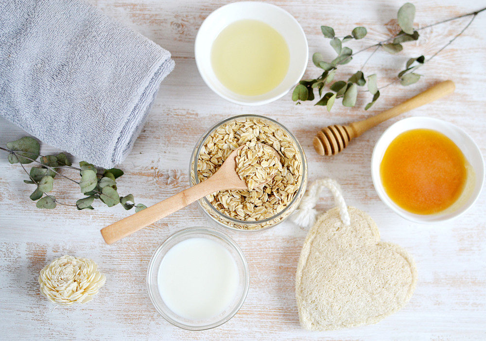 Oatmeal face mask